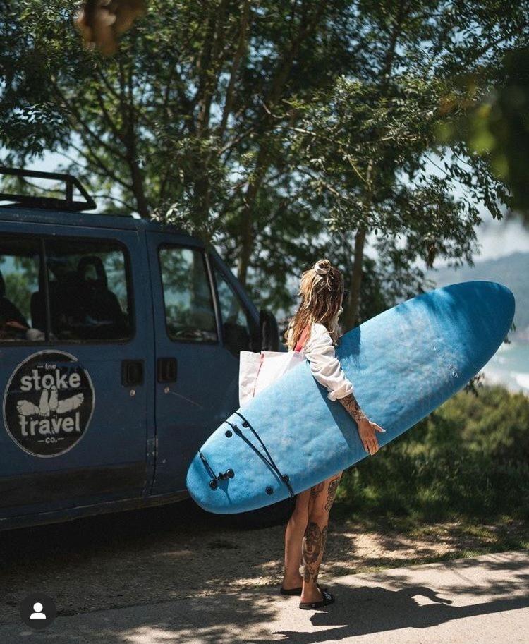 Surf Camp San Sebastian Partyhostel Aia Exterior photo